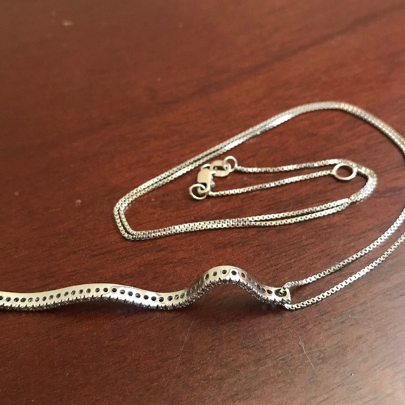 14K White Gold Diamond Necklace - Picture 2 of 10